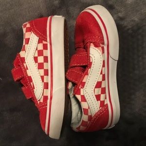 Toddler red check vans 6C